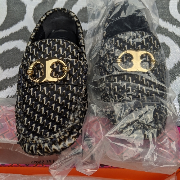 NWB Tory Burch Driver Loafers - Picture 4 of 7